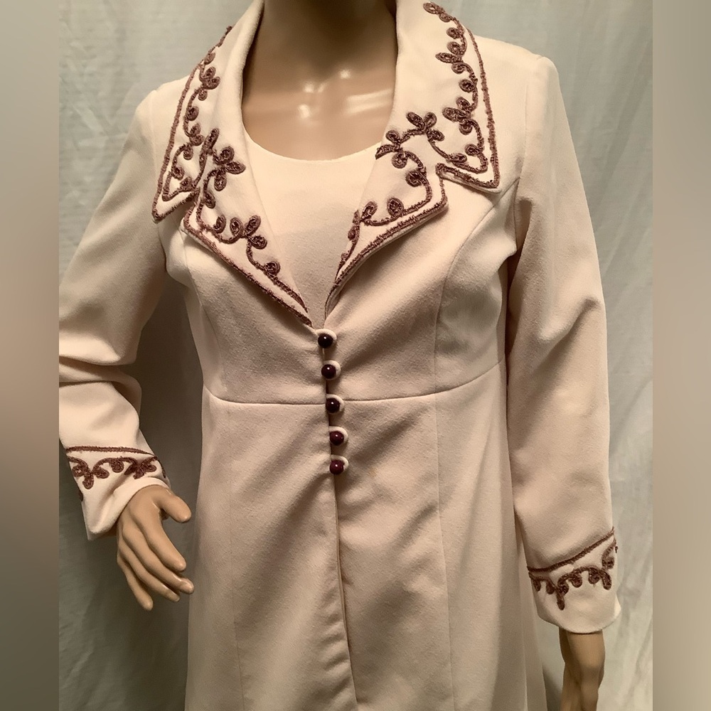 Cream Dress & Jacket Set - Picture 7 of 12